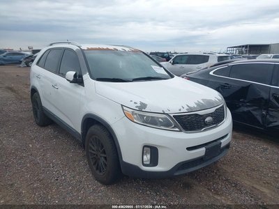 5XYKT4A65EG****** 2014 Kia Sorento
