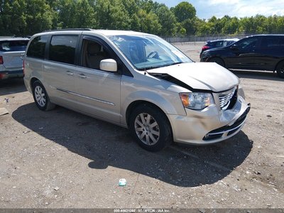 2016 Chrysler Town & Country