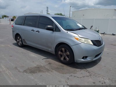 5TDZK3DC2ES****** 2014 Toyota Sienna