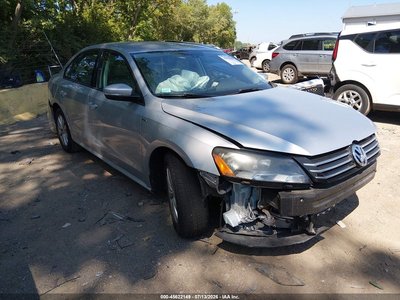 1VWAS7A33FC****** 2015 Volkswagen Passat