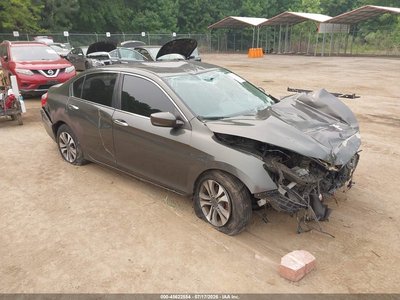 1HGCR2F32DA****** 2013 Honda Accord