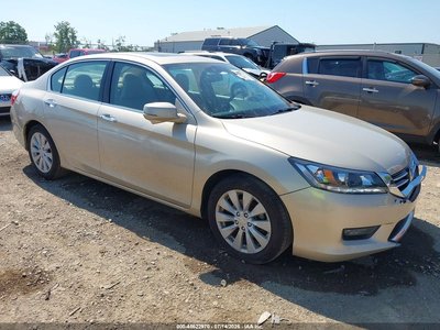 1HGCR3F88EA****** 2014 Honda Accord