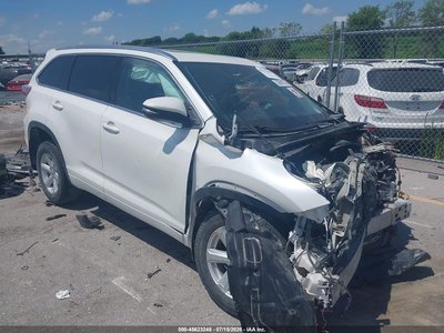 5TDJKRFH6GS****** 2016 Toyota Highlander