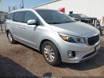KNDMC5C19J6****** 2018 Kia Sedona