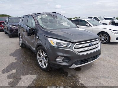 1FMCU0J91JU****** 2018 Ford Escape