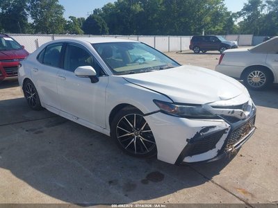 4T1G11BK1NU****** 2022 Toyota Camry