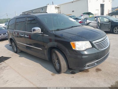 2014 Chrysler Town & Country