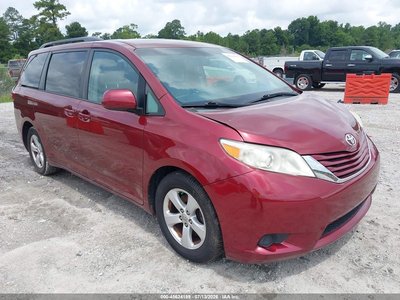 5TDKK3DC7GS****** 2016 Toyota Sienna