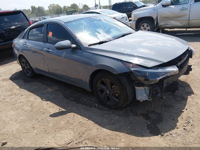 KMHLM4AG4NU****** 2022 Hyundai Elantra