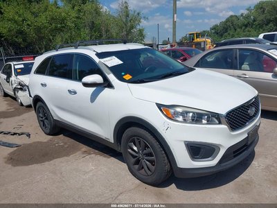 5XYPGDA34GG****** 2016 Kia Sorento