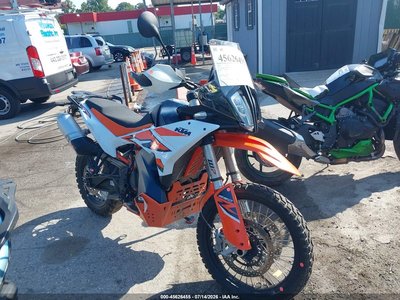 VBKTR6408RM****** 2024 KTM 890