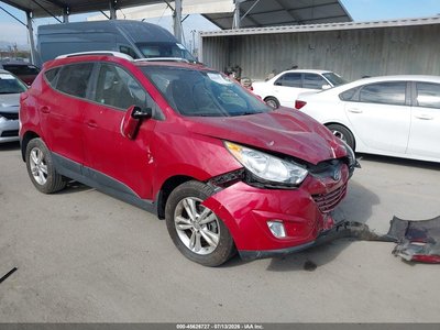 KM8JU3AC5DU****** 2013 Hyundai Tucson