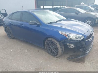 3KPF34AD2ME****** 2021 Kia Forte