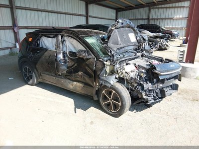 KNDCP3LE6R5****** 2024 Kia Niro