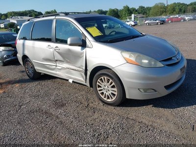 2009 Toyota Sienna