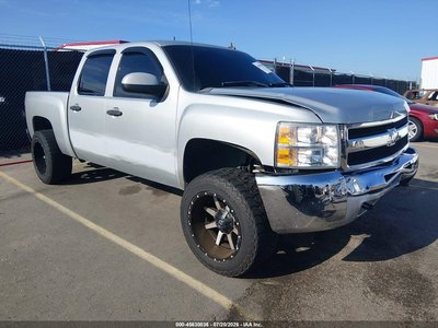 1GCPKSE76CF****** 2012 Chevrolet Silverado 1500