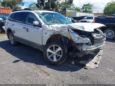4S4BRBSC4D3****** 2013 Subaru Outback