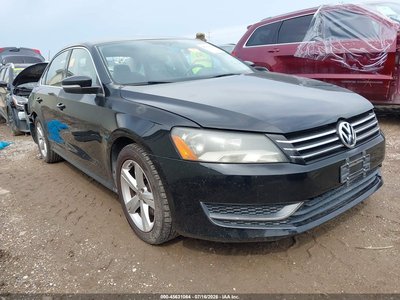 1VWBH7A34DC****** 2013 Volkswagen Passat