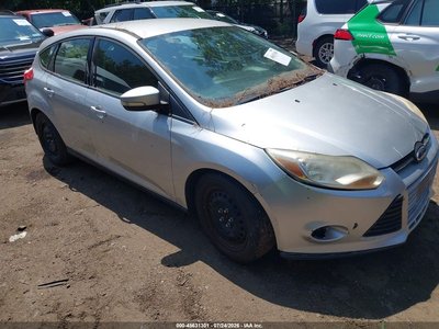 1FAHP3K27CL****** 2012 Ford Focus