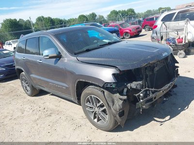 1C4RJFBG5HC****** 2017 Jeep Grand Cherokee