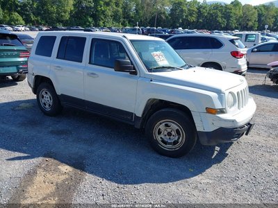 1C4NJRBB8ED****** 2014 Jeep Patriot