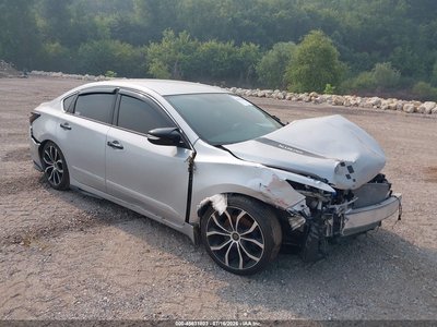 1N4AL3APXHN****** 2017 Nissan Altima