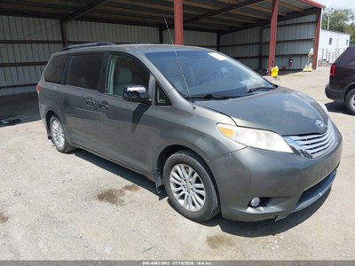 2011 Toyota Sienna
