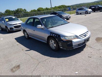 1HGCG16581A****** 2001 Honda Accord
