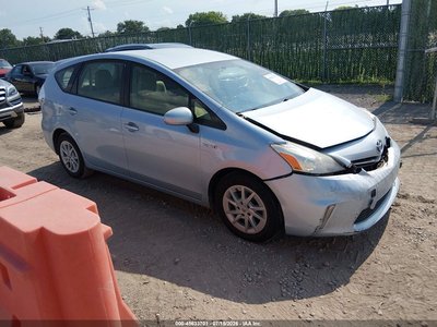 JTDZN3EU8C3****** 2012 Toyota Prius V