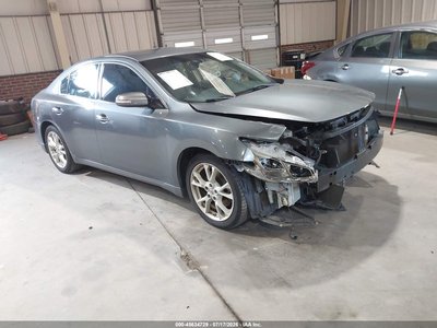 2014 Nissan Maxima