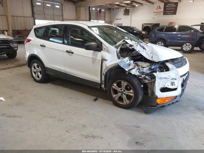 1FMCU0F70EU****** 2014 Ford Escape