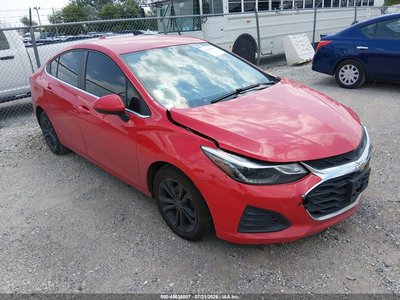 1G1BE5SM7K7****** 2019 Chevrolet Cruze