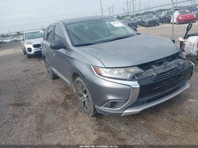 JA4AD2A31JZ****** 2018 Mitsubishi Outlander