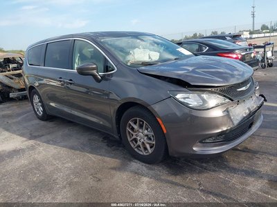 2022 Chrysler Voyager