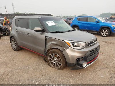 KNDJX3AA2J7****** 2018 Kia Soul