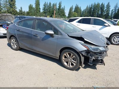 1G1BE5SM6K7****** 2019 Chevrolet Cruze