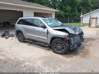 1C4RJFLG6HC****** 2017 Jeep Grand Cherokee