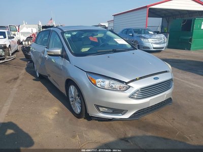 1FADP3J21HL****** 2017 Ford Focus