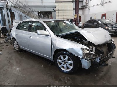 4T1BK36B75U****** 2005 Toyota Avalon