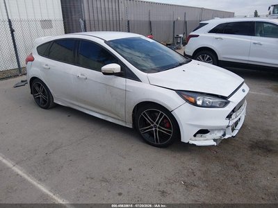 1FADP3L91HL****** 2017 Ford Focus