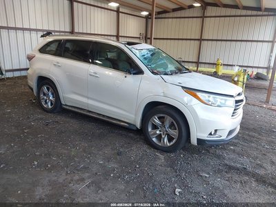 5TDYKRFH7FS****** 2015 Toyota Highlander