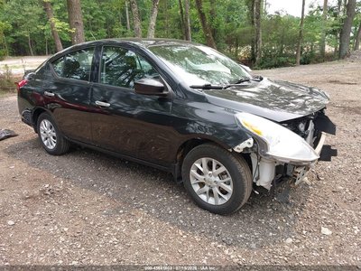 2017 Nissan Versa