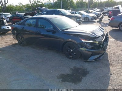 5NPLM4AG4MH****** 2021 Hyundai Elantra