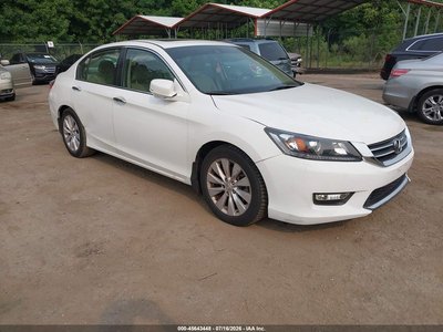 1HGCR2F84FA****** 2015 Honda Accord