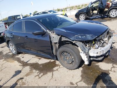 2HGFC2F53JH****** 2018 Honda Civic