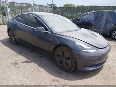 5YJ3E1EBXLF****** 2020 Tesla Model 3