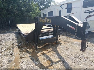 16VGX202XB2****** 2011 Big Tex 20' Gooseneck Utility