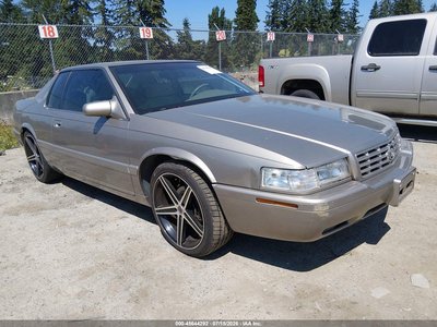 1G6ET129X1B****** 2001 Cadillac Eldorado