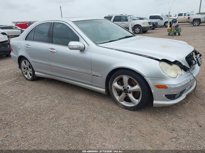 WDBRF52HX6A****** 2006 Mercedes-Benz C-Class