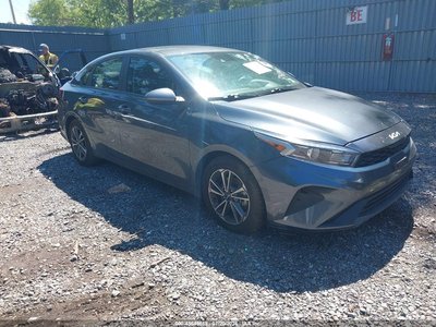 3KPF24AD6PE****** 2023 Kia Forte